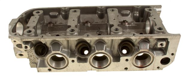 Cylinder head 760 -87 B28A LH in the group Volvo / Engines Volvo / Volvo B28 / Cylinder head B28 at VP Autoparts Inc. (1218278)