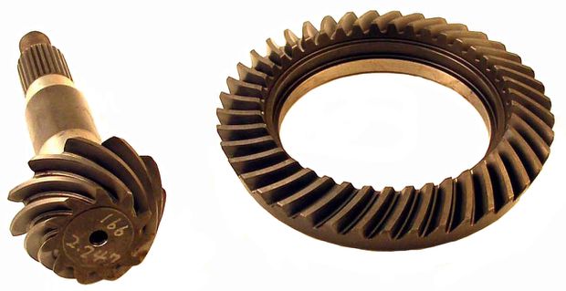 Crown wheel/pinion M30 4,88:1 in the group Volvo / 240/260 / Transmission/rear suspension / Rear axle / Differential/pinion 240/260 at VP Autoparts Inc. (273129)